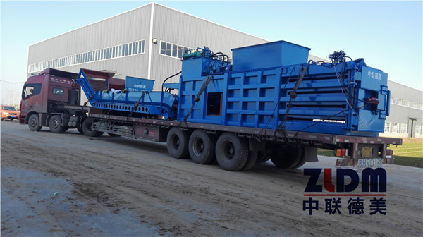 2017年2月27日DM160廢紙打包機發(fā)貨現(xiàn)場