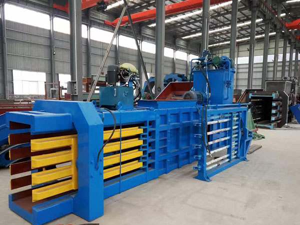 棉衣打包機(jī)設(shè)備