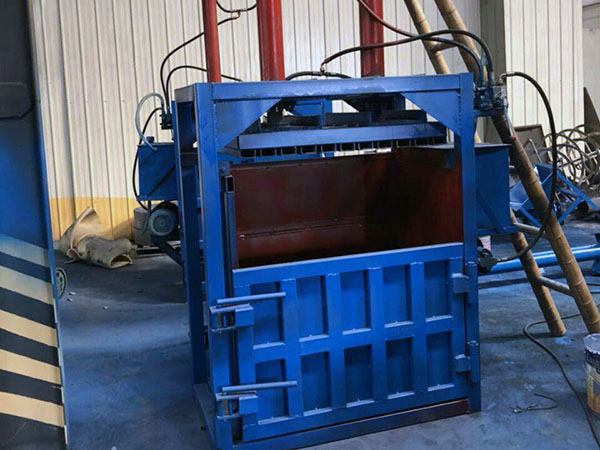 全自動廢紙打包機(jī)用途