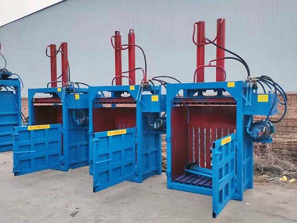 半打包機(jī)價格機(jī)