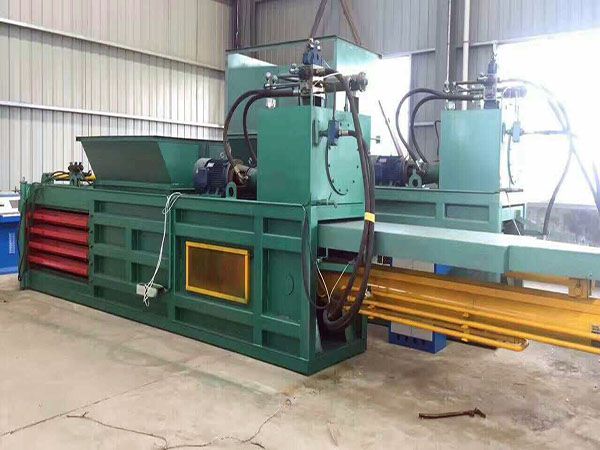 半自動打包機(jī)不切帶