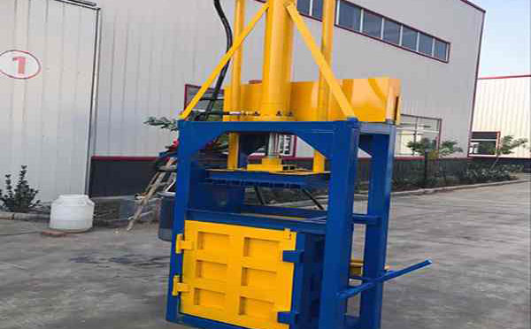 電動(dòng)打包機(jī)怎么穿打包帶