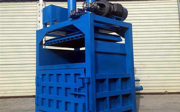 玉米桿打包機(jī)不粘帶怎么搞