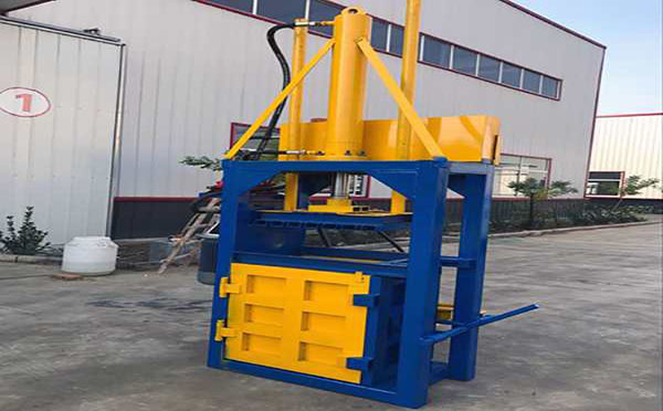 半打包機(jī)怎樣打包